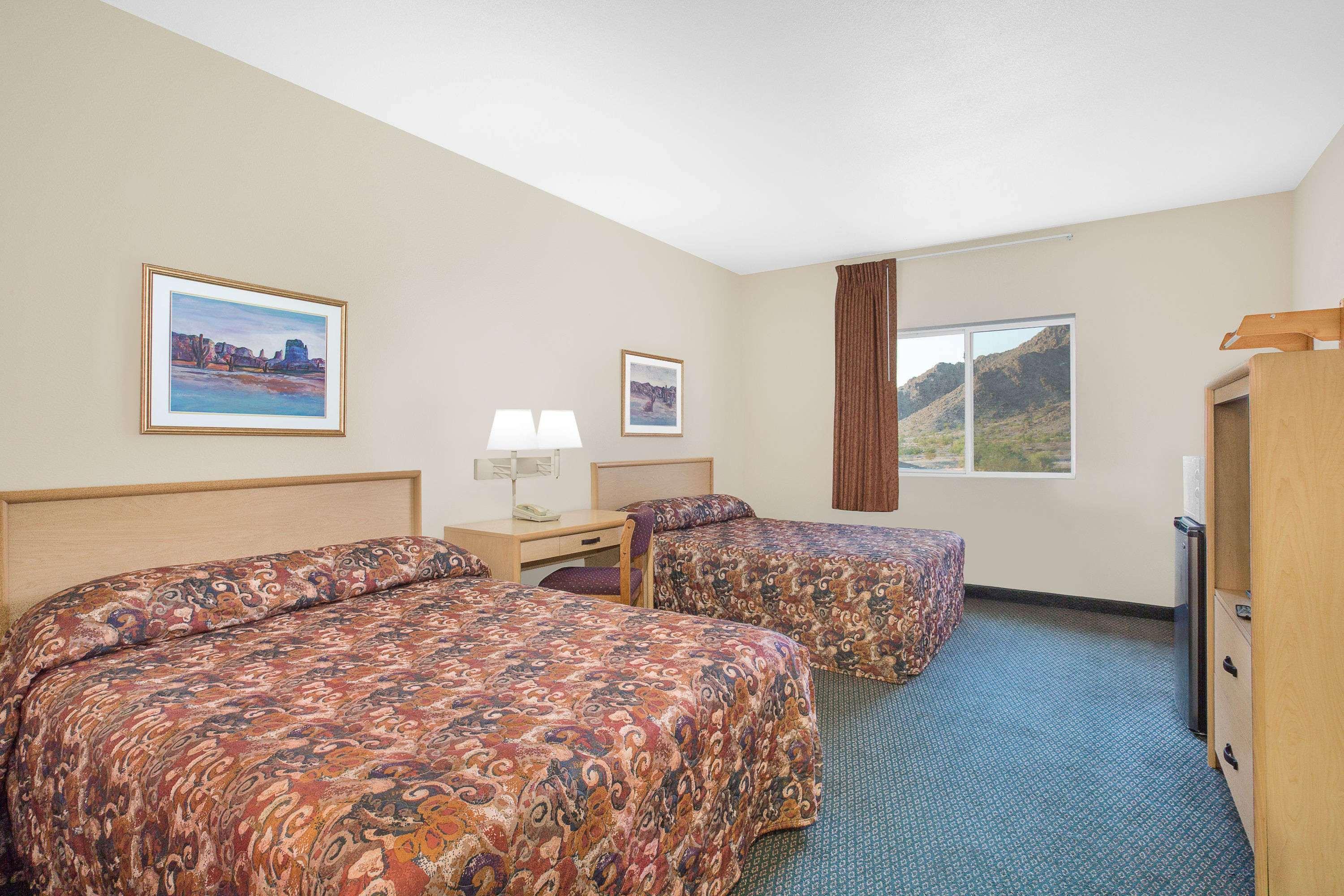 Super 8 By Wyndham Quartzsite Az Hotel Luaran gambar
