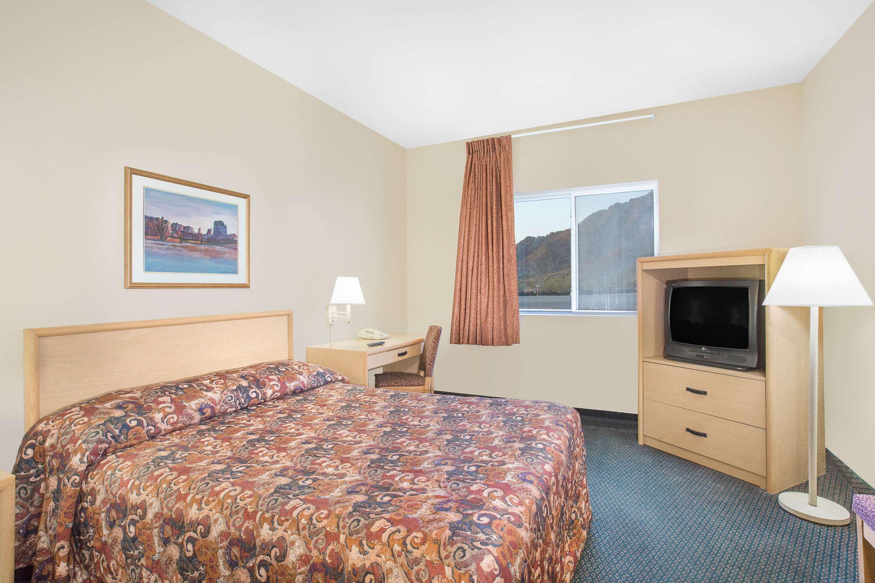 Super 8 By Wyndham Quartzsite Az Hotel Luaran gambar