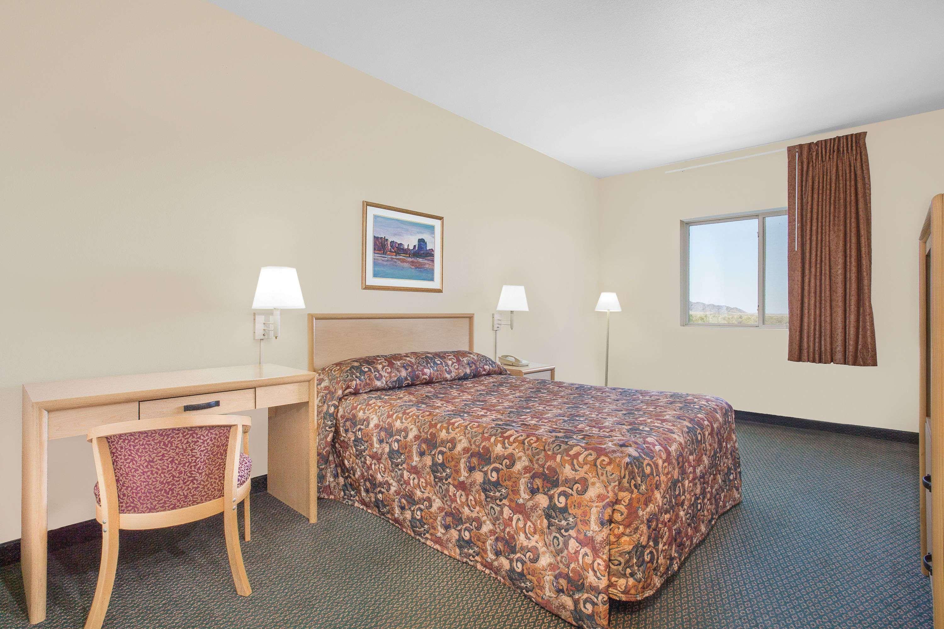 Super 8 By Wyndham Quartzsite Az Hotel Luaran gambar